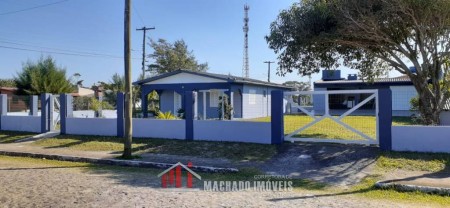 Casa 4 dormitórios em Capão da Canoa | Ref.: 3704