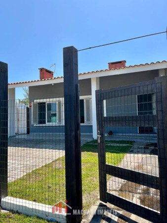 Casa 3 dormitórios em Capão Novo | Ref.: 4557